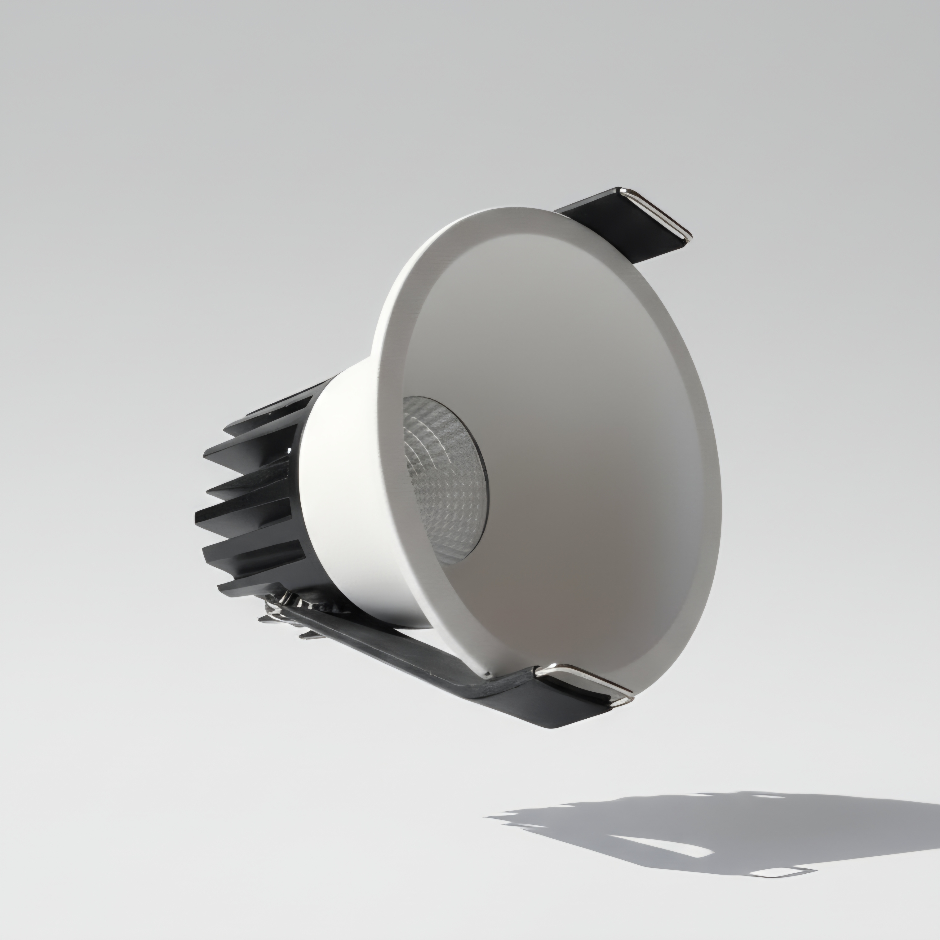 VISOR S - 3000K - White - TRIAC DIM -220-240V - 34°